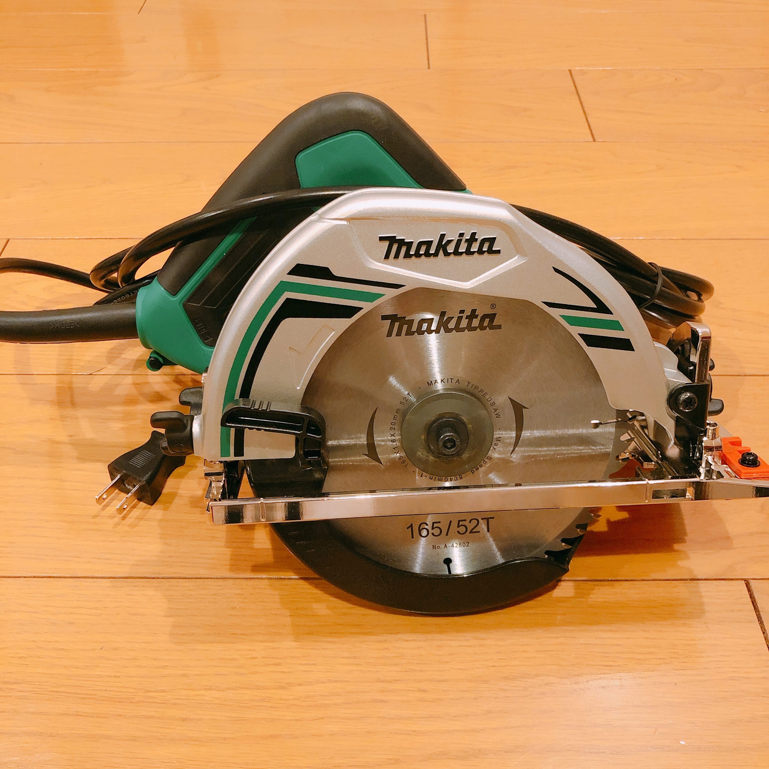 電動マルノコ MAKITA（マキタ）165mmモデル M565 | SOTO LIFE